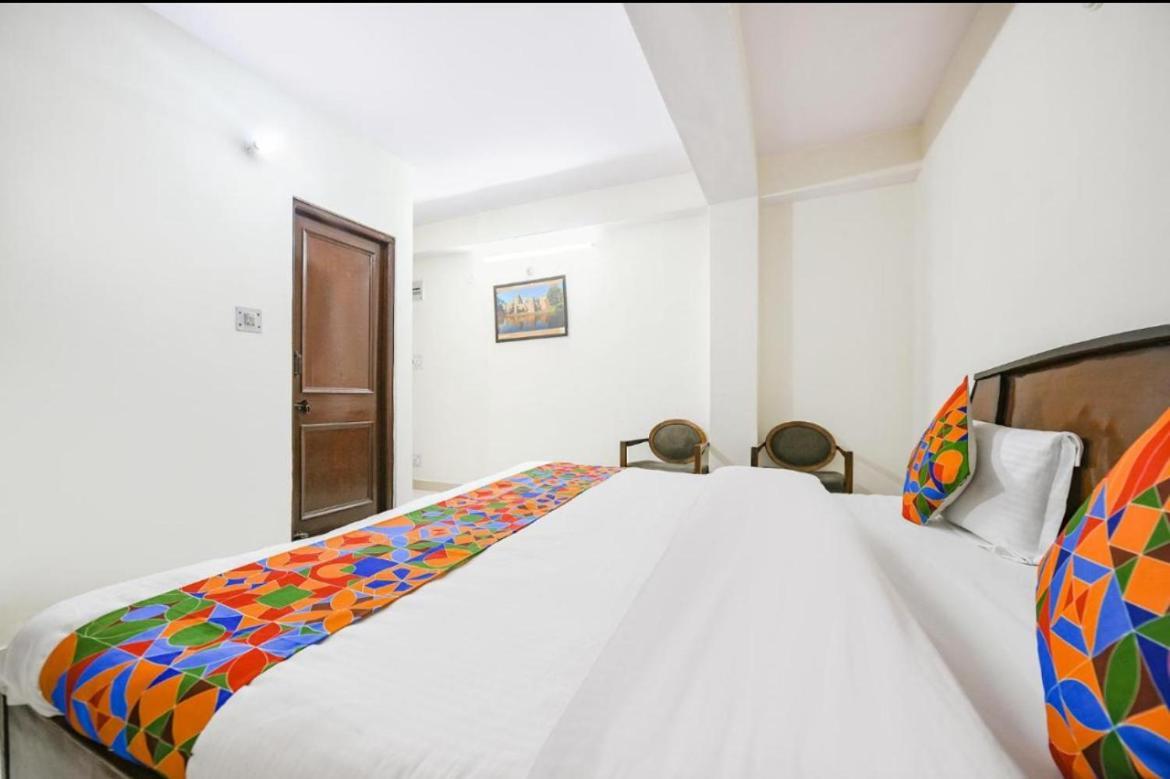 Hotel Gt International Tājganj Exterior foto